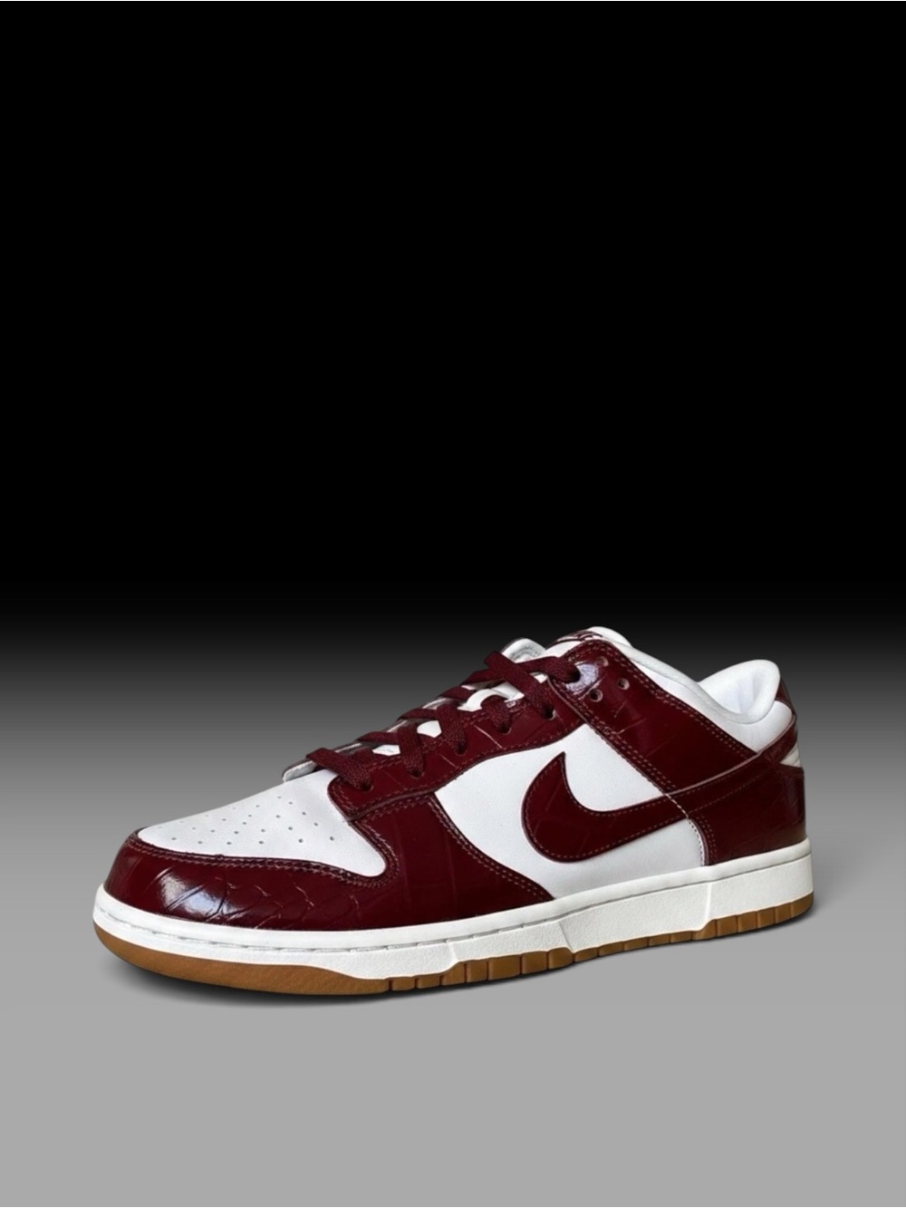 NEW Nike Dunk Low LX Team Red Croc Size
11.5 men/ 13 women (US) New